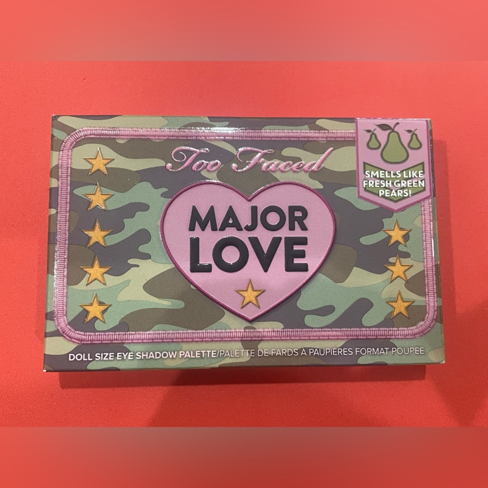 Too Faced Major Love Camouflage Eyeshadow Palette